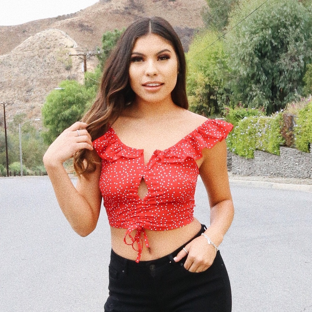 90’s inspired polka dot crop top.